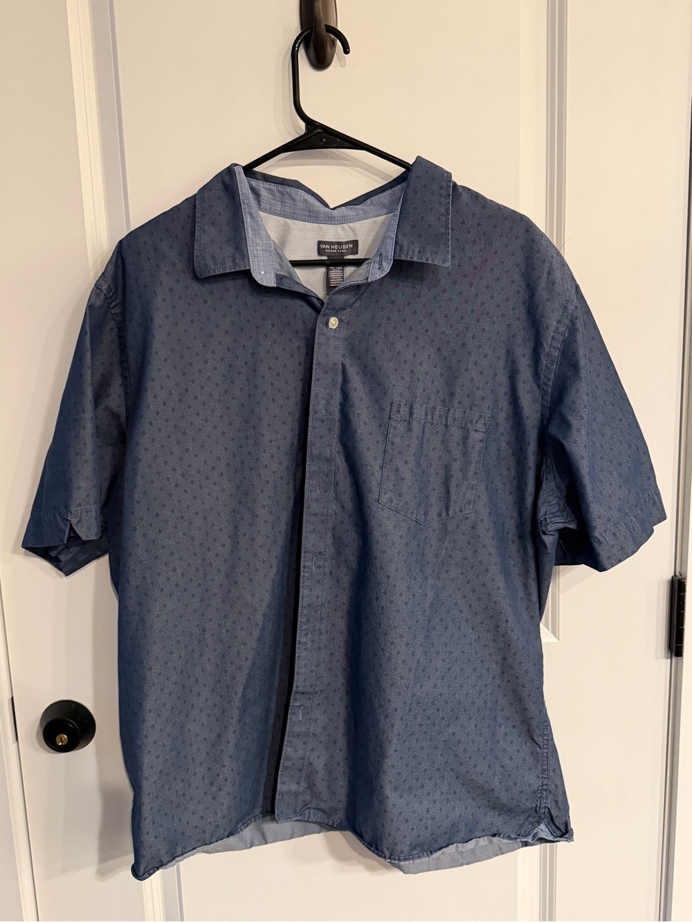 Van Heusen Blue Short-Sleeve Button-Down Shirt